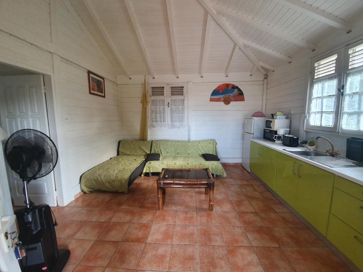 Bungalow Bassin Trouve Sainte-Anne  Zewnętrze zdjęcie