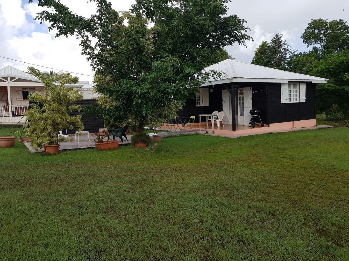 Bungalow Bassin Trouve Sainte-Anne  Zewnętrze zdjęcie
